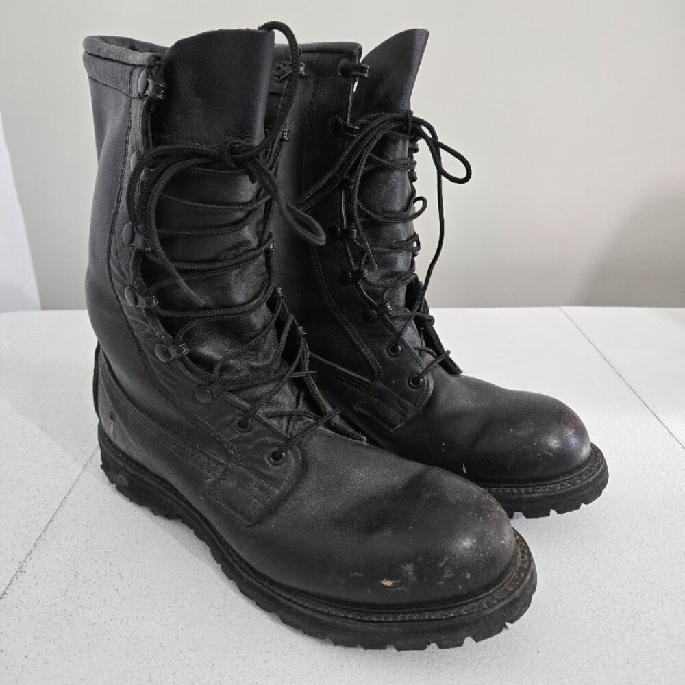 Black Lace-Up Men’s Tactical Boots